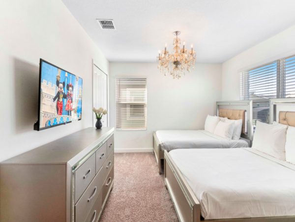 5-Bedroom Villa in Kissimmee Near Disney
